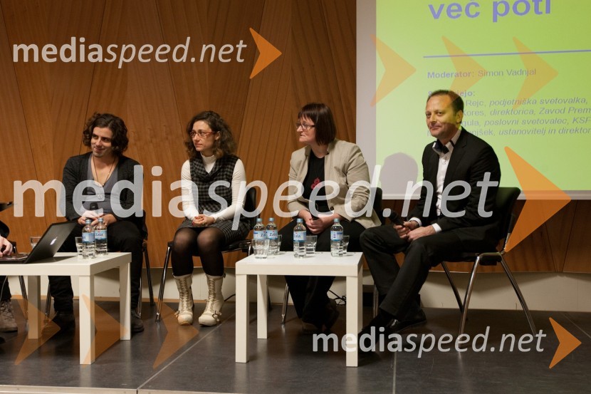 Matevž Klanjšek, Celtra Inc., Dolores Kores, direktorica Zavod Premiki, 	Bogdana Rejc, podjetniška svetovalka DATA d.o.o. in Borut Šegula, poslovni svetovalec KSF d.o.o.6. slovenski forum inovacij, 2. dan