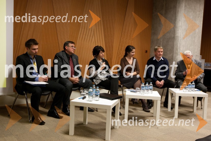 Alen Draganovič, sodelavec Centra za prenos tehnologij in inovacij, Niko Jakelj, Erika Drobnič, inovatorka, Ana Hafner, predstavnica Aktivnih slovenskih inovatorjev, Ivan Gregorič, inovator, avtoličar in 	Dimitrij Čebulj, inovator6. slovenski forum inovacij, 2. dan
