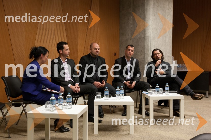 Jana Petkovšek Štakul, moderatorka, mag. Mitja Jereb, vodja službe za marketing TSmedia d.o.o., Primož Žižek, E-laborat, Gašper Čehovin, direktor in lastnik podjetja Parsek d.o.o. in Matej Špehar, strokovnjak za družabna omrežja6. slovenski forum inovacij, 2. dan