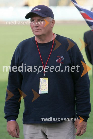 Vodja češke ekipe Josef LastovkaSPEEDWAY, SWC Svetovno ekipno prvenstvo v speedwayu 2005, Race off