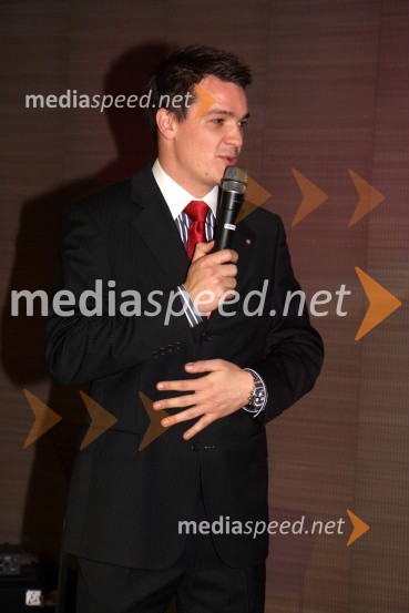 Mitja Šeško, skrbnik blagovne znamke Maribor 2012 - Evropska prestolnica kulture, član Rotaract kluba in povezovalec programaDobrodelni kulinarični večer Rotaract Club Maribor