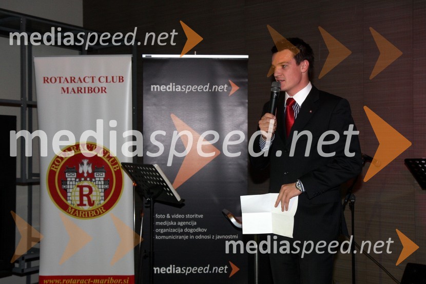Mitja Šeško, skrbnik blagovne znamke Maribor 2012 - Evropska prestolnica kulture, član Rotaract kluba in povezovalec programaDobrodelni kulinarični večer Rotaract Club Maribor