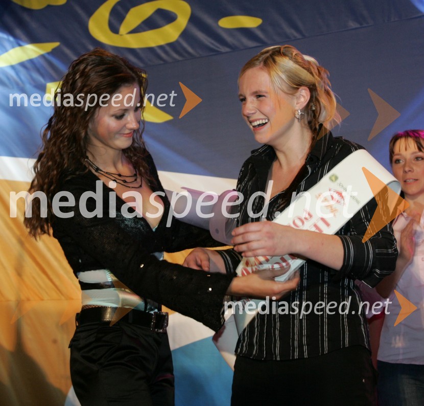 Darja Hostnik, lanska zmagovalka in Irena Gerbic iz Kamnika, zmagovalkaPraznik slovenskega podeželja