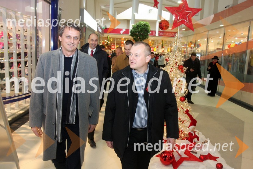 Tomaž Kancler, podžupan Mestne občine Maribor in Franc Kangler, župan Mestne občine MariborOtvoritev Mercator centra Tabor Maribor