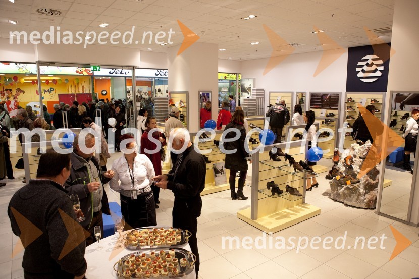 Otvoritev trgovine Alpina, Mercator center Tabor Maribor