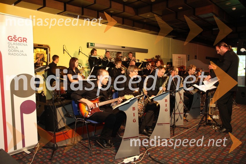 Big band Glasbene šole Gornja Radgona4. Dobrodelni Miklavžev koncert Big Banda Glasbene šole Gornja Radgona z Nušo Derenda