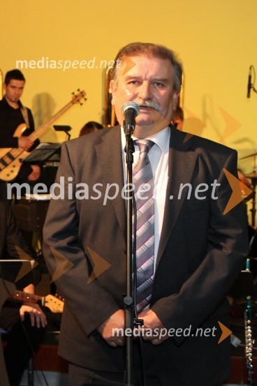 Janez Rihtarič, župan občine Radenci4. Dobrodelni Miklavžev koncert Big Banda Glasbene šole Gornja Radgona z Nušo Derenda