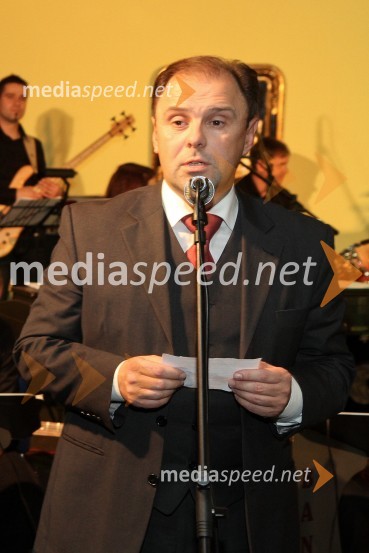 Mladen Kučiš, direktor Zdravilišča Radenci4. Dobrodelni Miklavžev koncert Big Banda Glasbene šole Gornja Radgona z Nušo Derenda