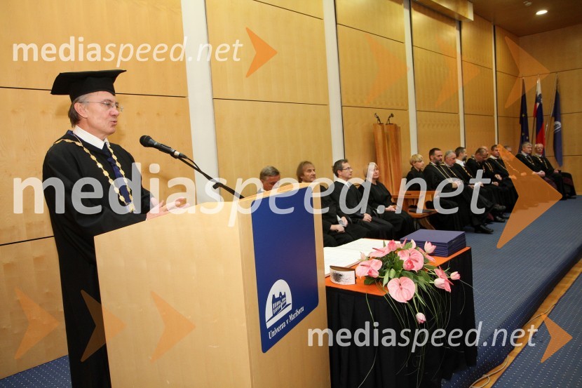 Prof. dr. Danijel Rebolj, rektor Univerze v MariboruPromocija doktorjev znanosti Univerze v Mariboru, december 2011