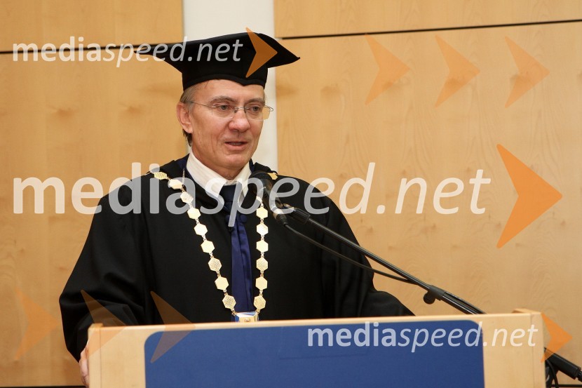 Prof. dr. Danijel Rebolj, rektor Univerze v MariboruPromocija doktorjev znanosti Univerze v Mariboru, december 2011