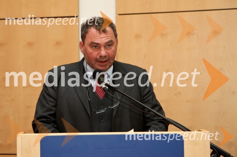 Prof. dr. Tomaž Tollazzi, Fakulteta za gradbeništvo UMPromocija doktorjev znanosti Univerze v Mariboru, december 2011