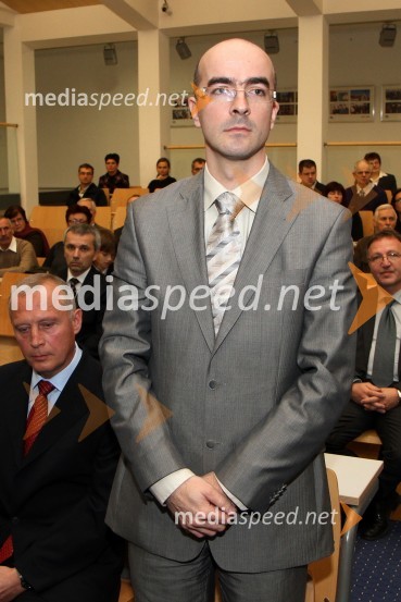 Dr. Igor Vrečko, Ekonomsko-poslovna fakulteta Univerze v MariboruPromocija doktorjev znanosti Univerze v Mariboru, december 2011