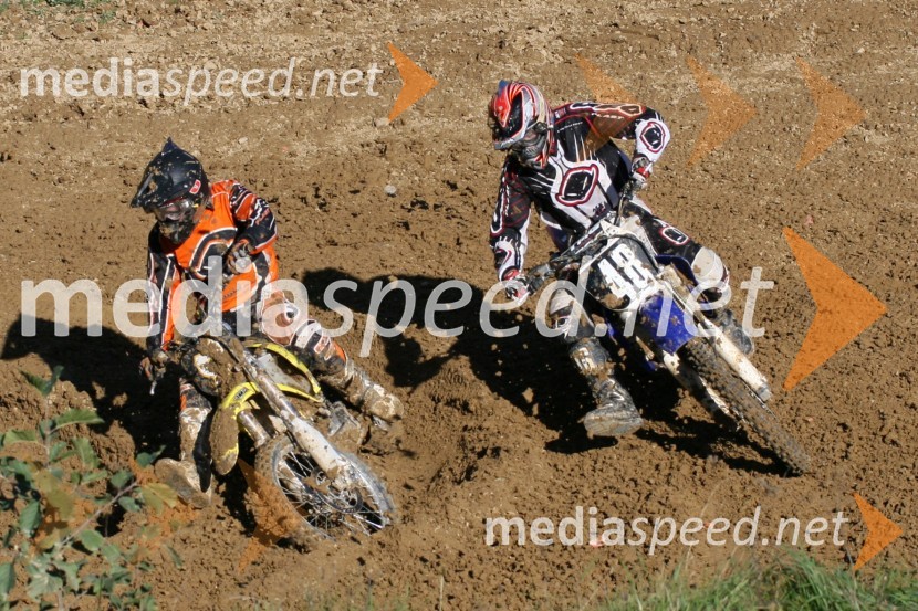Theo Urbas (MK Notranjska) in Andrej Babnik Suhadolc (MK Bartog Fortuna)MOTOKROS, 7. dirka za DP, Slovenske Konjice