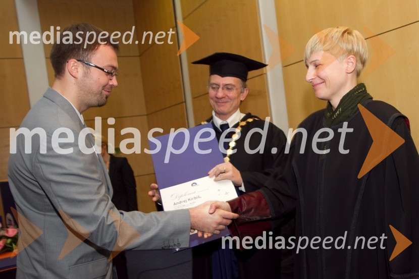 Dr. Andrej Kirbiš, Filozofska fakulteta Univerze v Mariboru, prof. dr. Danijel Rebolj, rektor Univerze v Mariboru in red. prof. dr. Mihaela Koletnik, Filozofska fakulteta Univerze v MariboruPromocija doktorjev znanosti Univerze v Mariboru, december 2011