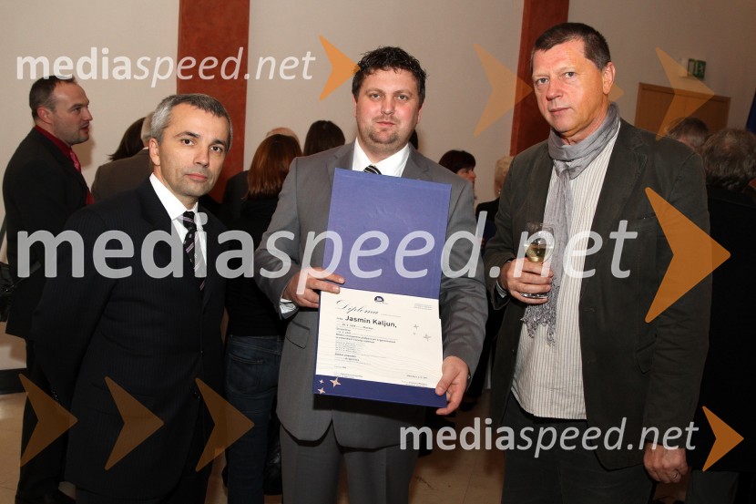 Dr. Bojan Dolšak, Izredni profesor, Fakulteta za strojništvo Univerze v Mariboru, dr. Jasmin Kaljun, Fakulteta za strojništvo Univerze v Mariboru in ...Promocija doktorjev znanosti Univerze v Mariboru, december 2011