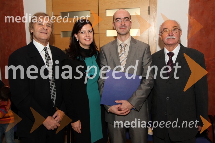 Prof. dr. Dušan Radonjič, Ekonomsko-poslovna fakulteta Univerze v Mariboru, ..., dr. Igor Vrečko, Ekonomsko-poslovna fakulteta Univerze v Mariboru in ...Promocija doktorjev znanosti Univerze v Mariboru, december 2011