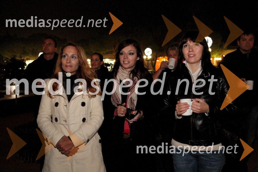 Mejra Hot, podžupanja občine Piran, Slavica Tucakov in Mima PopovičNovoletna tržnica pri hotelu Kempinski Palace Portorož