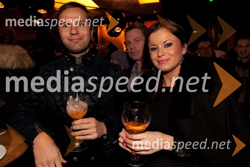 Kristjan Magdič, direktor podjetja Frontal in Nataša Leimsner, Pošta SlovenijeOtvoritev prenovljene gostilne AS