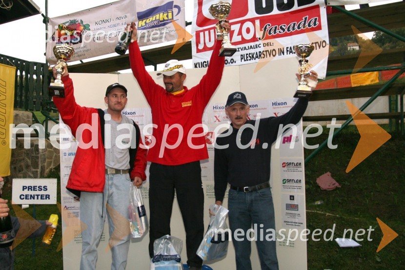 Zmagovalci dirke - veterani: Andrej Rus (MK Bartog Fortuna), Bogomir Gajser (MC Gajser Team) in Silvin Vesenjak (Enduro sport Maribor)MOTOKROS, 7. dirka za DP, Slovenske Konjice
