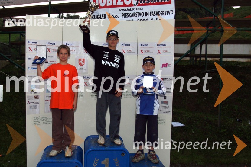 Zmagovalci državnega prvenstva - podmladek do 80 ccm: Luka Kutnar (AMD Šentvid), Jaka Juvan (Geodrill RT) in Matevž Jerebic (AMD Feroda)MOTOKROS, 7. dirka za DP, Slovenske Konjice