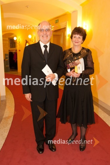 Robert Reich, veleposlanik Švice v Sloveniji in soproga Barbara ReichZlitje stoletij, slovesnost ob odprtju prenovljene stavbe SNG Opera in balet Ljubljana