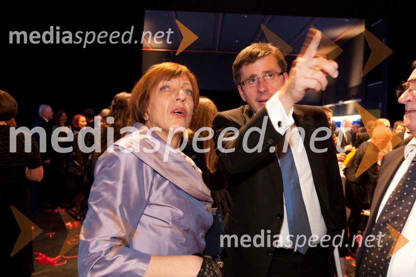 Viktorija Potočnik direktorica Pionirskega doma in Jani Möderndorfer, podžupan Mestne občine LjubljanaZlitje stoletij, slovesnost ob odprtju prenovljene stavbe SNG Opera in balet Ljubljana