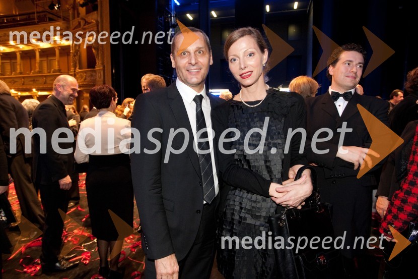 Danilo Rošker, direktor SNG Maribor in Nataša Matjašec Rošker, igralkaZlitje stoletij, slovesnost ob odprtju prenovljene stavbe SNG Opera in balet Ljubljana