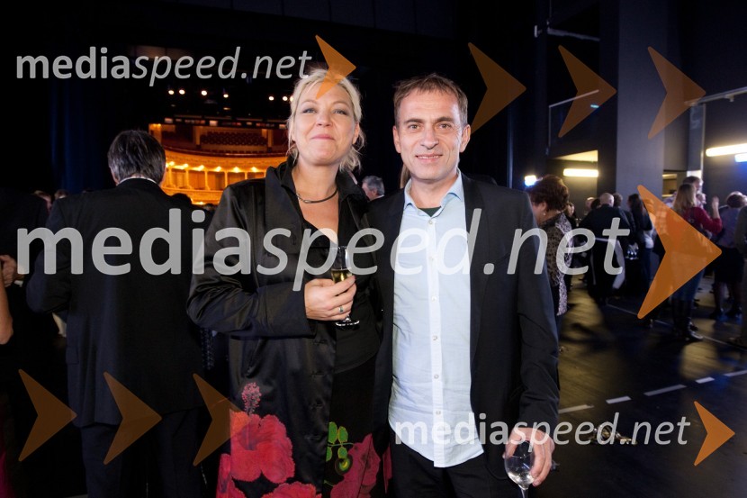 	Neda Rusjan Bric, igralka, režiserka in Blaž Peršin, direktor Mestnega muzejaZlitje stoletij, slovesnost ob odprtju prenovljene stavbe SNG Opera in balet Ljubljana