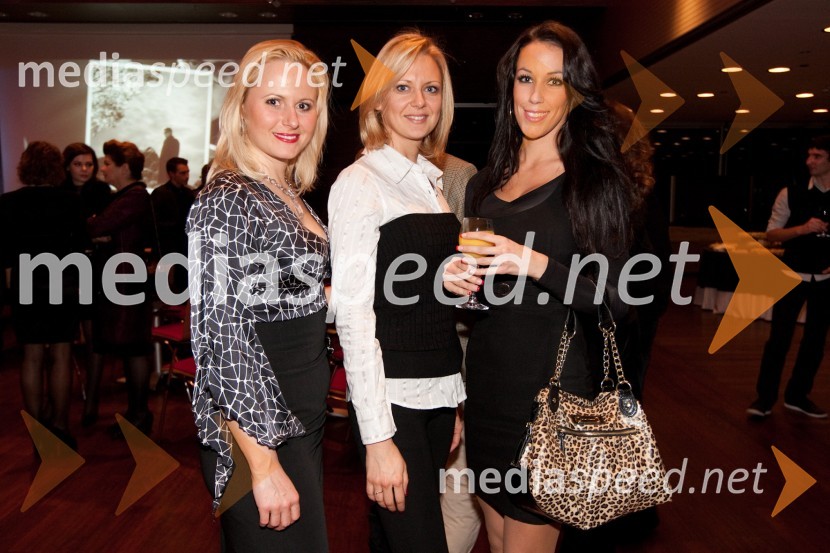 Alja Novak, oblikovalka čevljev, Nataša Krajnc, Miss Slovenije 2003 in Tina Gaber, Miss Hawaiian Tropic 2008Večer za dva, predstavitev albuma Roka Pečečnika – Tristana
