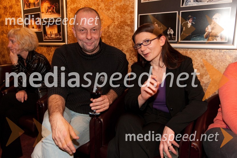 Matej Bogataj, kritik in Amelia KraigherLimonada Slovenica, premiera v Prešernovem gledališču Kranj