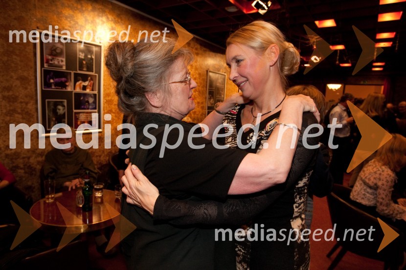 Jelka Reichman, ilustratorka in hči Darja Reichman, igralkaLimonada Slovenica, premiera v Prešernovem gledališču Kranj