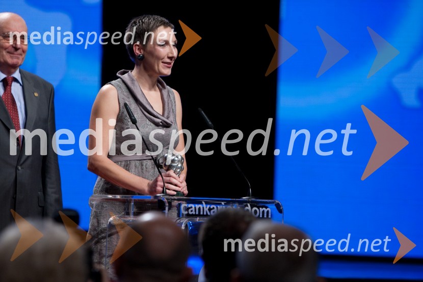 Simona Kozmus, sestra Primoža KozmusaŠportnik leta 2011