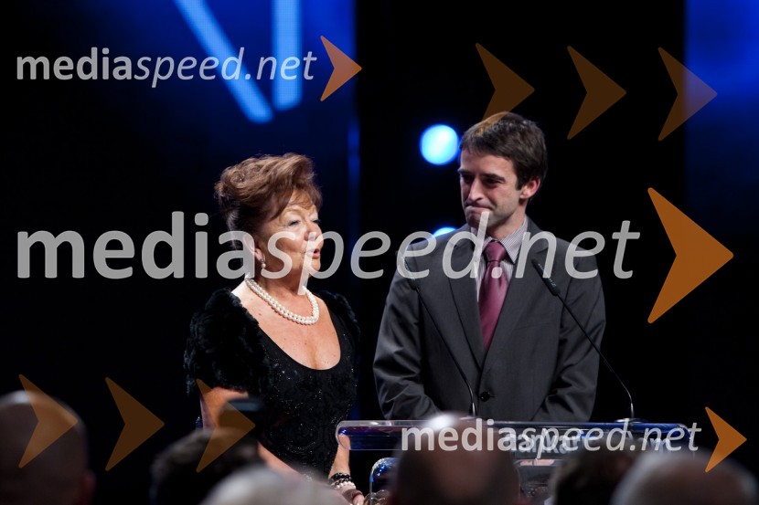 Tjaša Andree Prosenc, nekdanja drsalka in Franci Petek, nekdanji smučarski skakalecŠportnik leta 2011