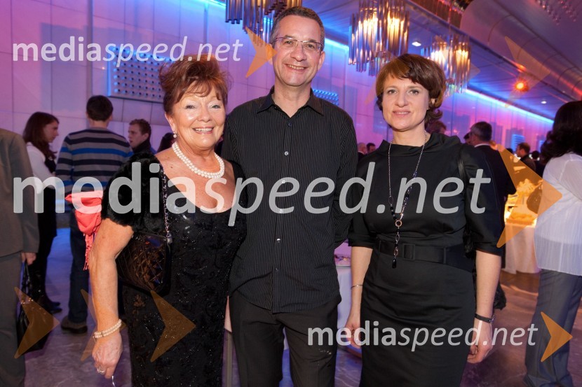 Tjaša Andree Prosenc, nekdanja drsalka, Rajmond Debevec, strelec z malokalibrsko puško in soproga MetkaŠportnik leta 2011