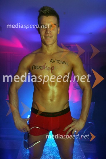 Alan Eferl, modelModna revija Famous models v lokalu Avenija