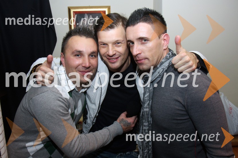 Miran Čižič, DJ.Don Mirjany, voditelj prireditve, Jurij Bradač, maneken in Smiljan Hostnik, lastnik agencije Famous modelsModna revija Famous models v lokalu Avenija