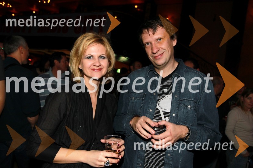 Mag. Norma Bale, direktorica Kultprotur in dr. Iztok Palčič, Fakulteta za strojništvo UMTradicionalni božični koncert Bajaga i Instruktori