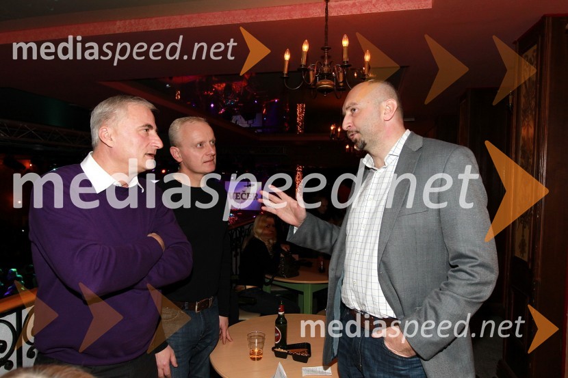 Slavko Pernek, član upravnega odbora podjetja Varnost Maribor, Danilo Burnač, direktor podjetja Mariborski Vodovod ter Andrej Plos, član uprave NKBMTradicionalni božični koncert Bajaga i Instruktori