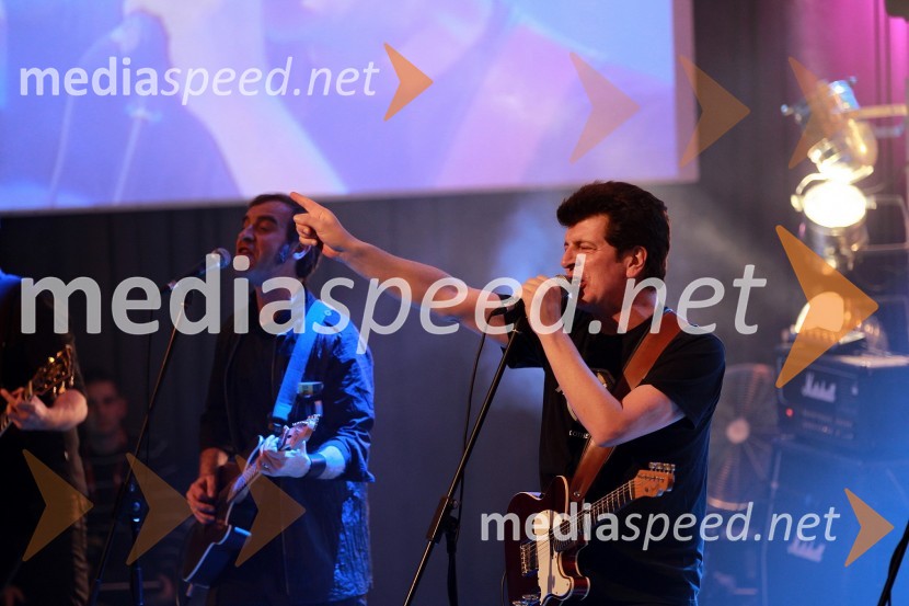 Momčilo Bajagić Bajaga, pevecTradicionalni božični koncert Bajaga i Instruktori