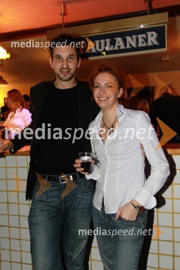 Stojan Skalicky in soproga Urška Jodl SkalickyTradicionalni božični koncert Bajaga i Instruktori