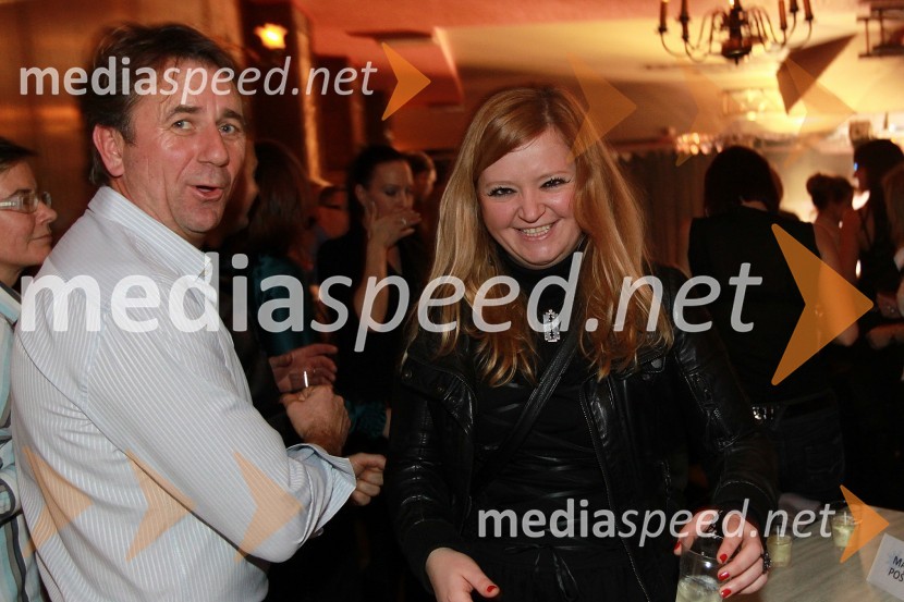 Bojan Gerič, vodja turizma v Športnem centru Pohorje in ...Tradicionalni božični koncert Bajaga i Instruktori