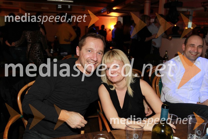 Dean Korošec, NKBM in soproga NatašaTradicionalni božični koncert Bajaga i Instruktori