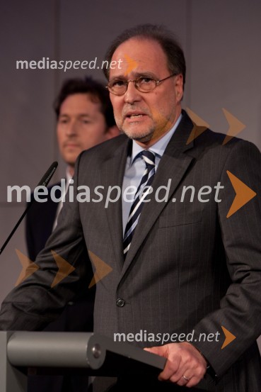Mitja GaspariNovoletni sprejem treh predsednikov za urednike in novinarje 2011