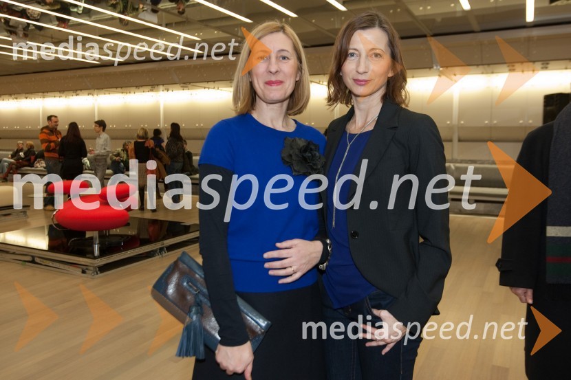 Andreja Japelj in Danijela Grgić, oblikovalkaOtvoritev razstave Društva oblikovalcev Slovenije - Oblike