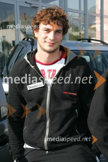 Gregor Polončič, hokejistPredaja avtomobilov Škoda hokejistom Acroni Jesenice