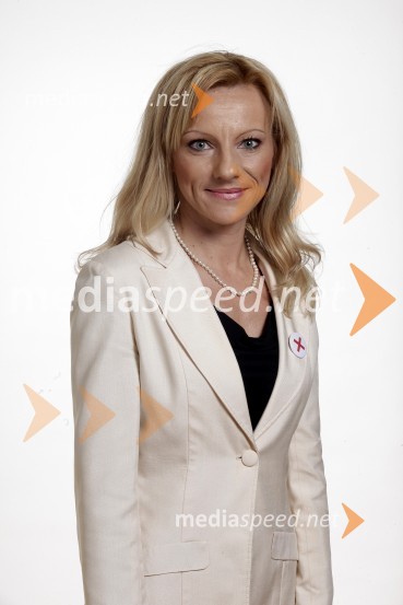 Barbara Žgajner Tavš, poslanka stranke Pozitivna SlovenijaPozitivna Slovenija, novoizvoljeni poslanci