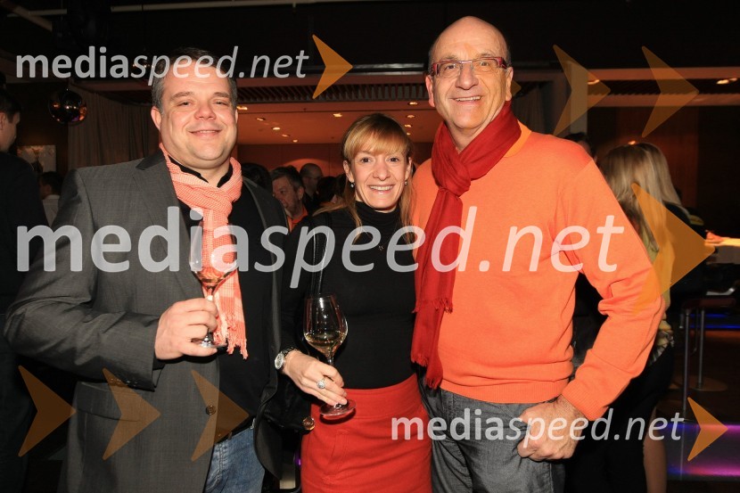 Boštjan Pepevnik, vodja poslovne enote Porsche Ptujska cesta in žena Nina ter Heinz Slesak, generalni direktor Porsche Slovenija d.o.o.Mediaspeed 10 let, zabava ob obletnici