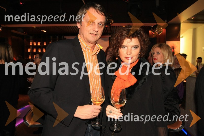 Tomaž Kancler, podžupan MOM in žena Romana Kancler, direktorica SEBMediaspeed 10 let, zabava ob obletnici