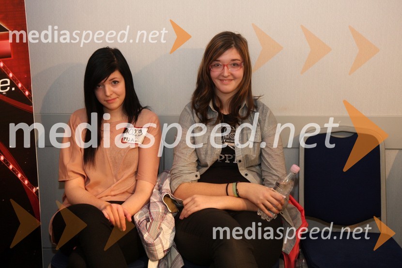 Pija, udeleženka avdicije in prijateljicaX Factor, predizbor v Mariboru