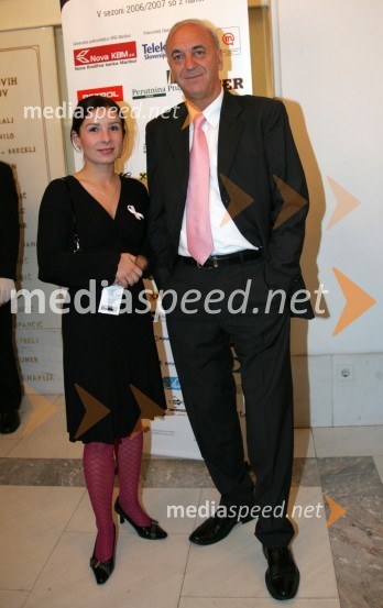 Janez Ujčič, lastnik televizije RTS Maribor s hčerko JanoBorštnikovo srečanje, otvoritev